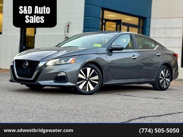 used 2022 Nissan Altima car, priced at $17,567