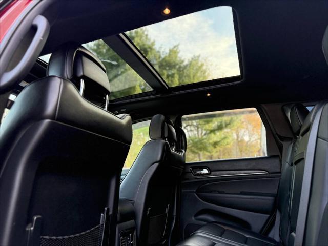 used 2020 Jeep Grand Cherokee car, priced at $30,567