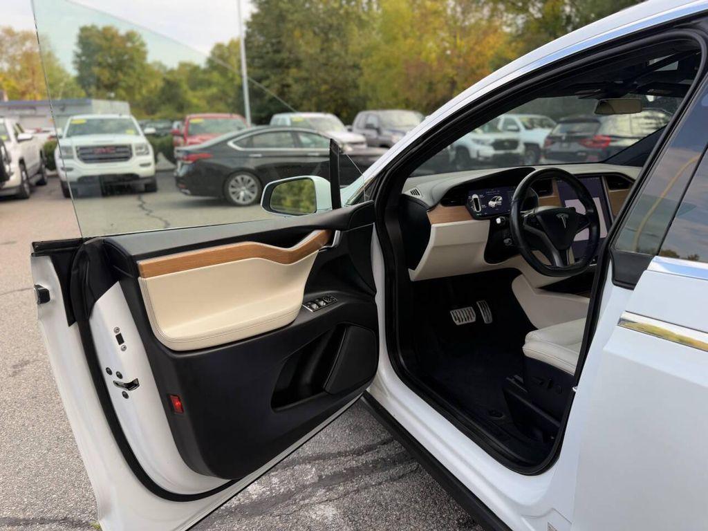 used 2020 Tesla Model X car, priced at $31,991