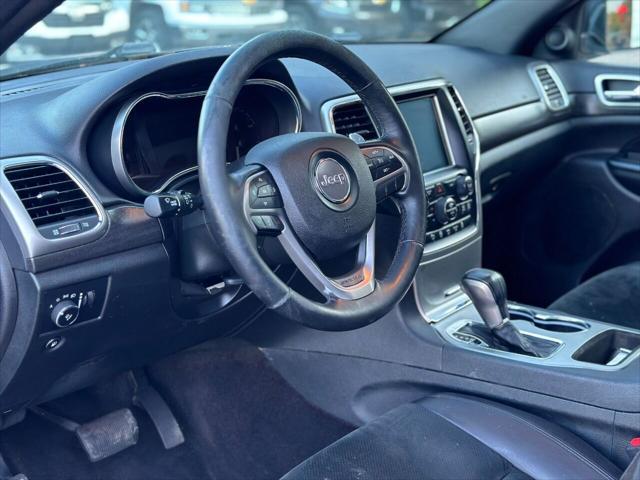 used 2017 Jeep Grand Cherokee car, priced at $14,456