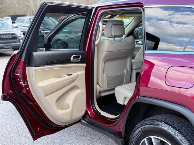 used 2020 Jeep Grand Cherokee car, priced at $15,991