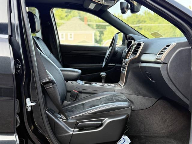 used 2015 Jeep Grand Cherokee car, priced at $12,991
