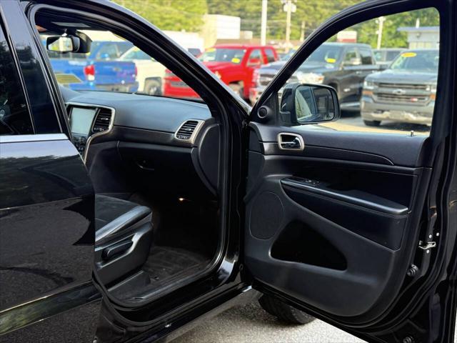 used 2015 Jeep Grand Cherokee car, priced at $12,991