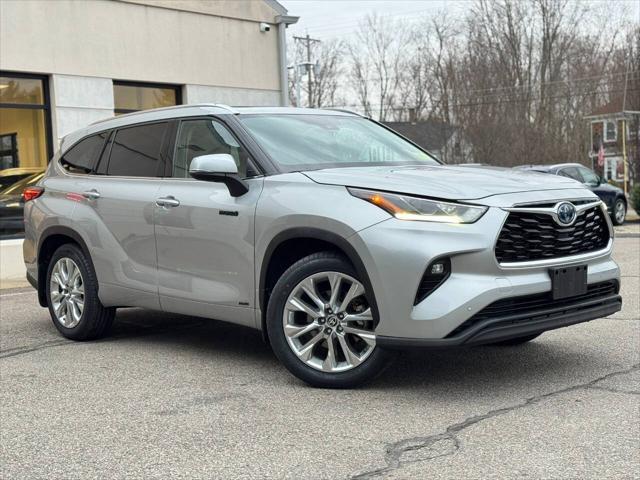 used 2021 Toyota Highlander Hybrid car, priced at $40,991