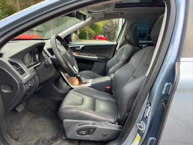 used 2017 Volvo XC60 car, priced at $12,789
