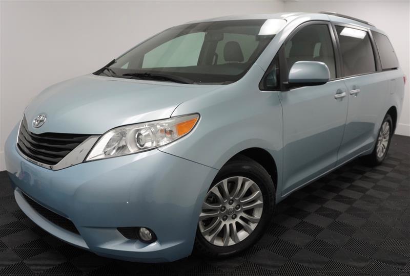 used 2015 Toyota Sienna car, priced at $17,995