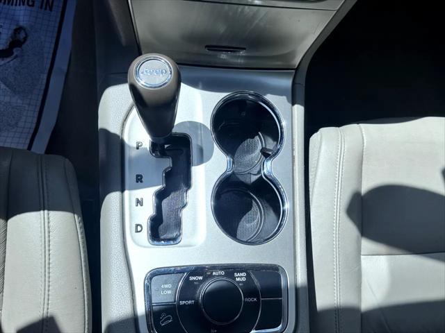 used 2011 Jeep Grand Cherokee car, priced at $7,995