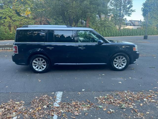 used 2012 Ford Flex car, priced at $5,995