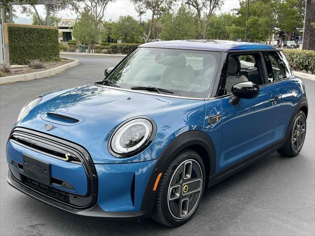 used 2022 MINI Hardtop car, priced at $17,990
