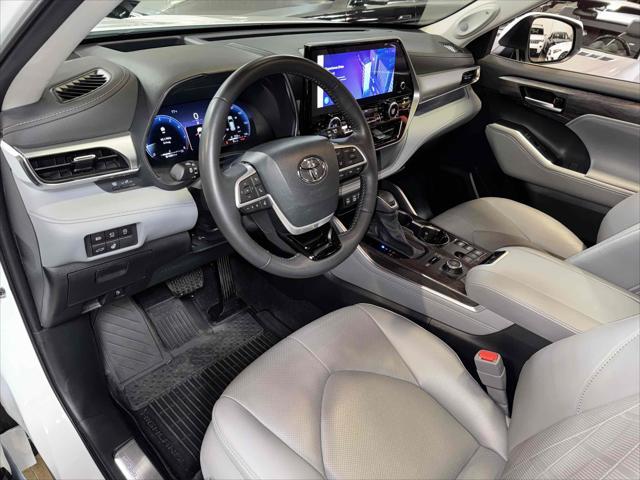 used 2023 Toyota Highlander car, priced at $44,900
