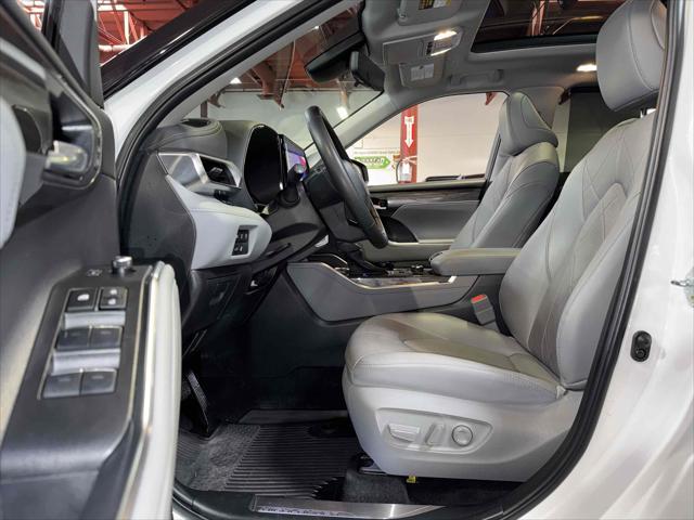 used 2023 Toyota Highlander car, priced at $44,900