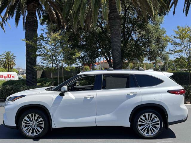 used 2023 Toyota Highlander car, priced at $44,900