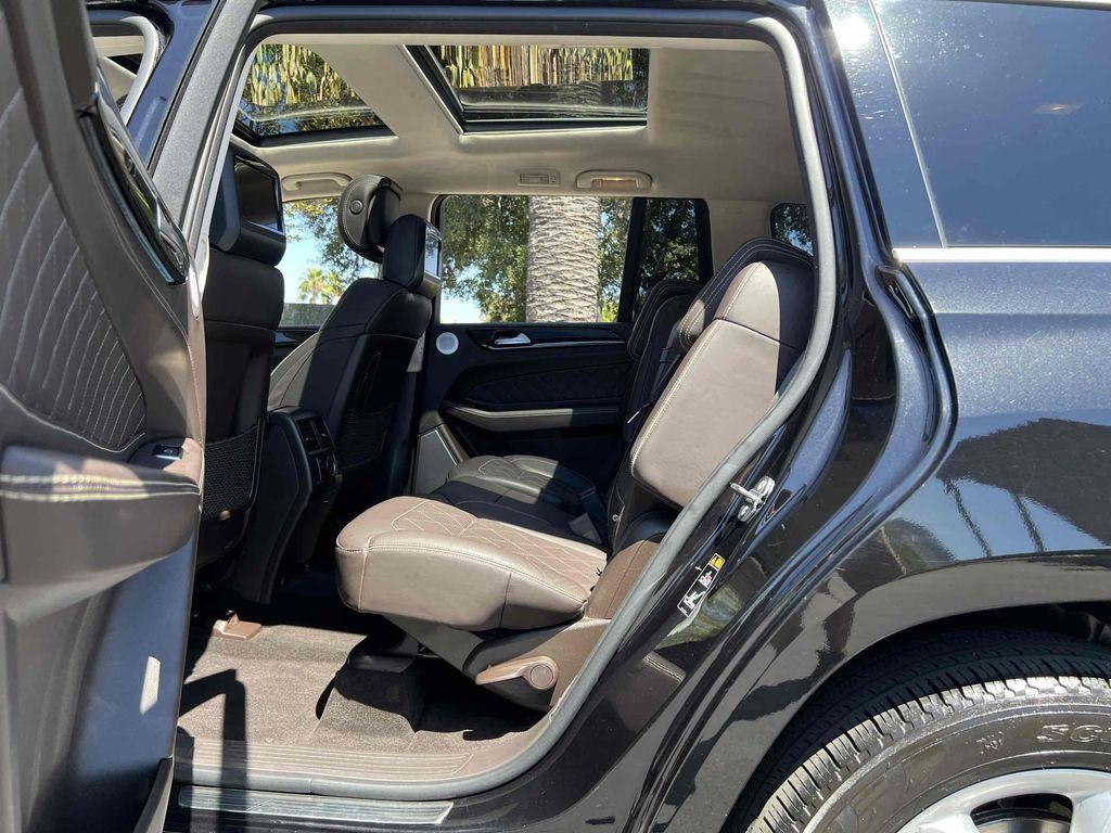 used 2019 Mercedes-Benz GLS 450 car