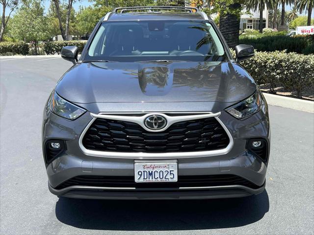 used 2023 Toyota Highlander car, priced at $36,500