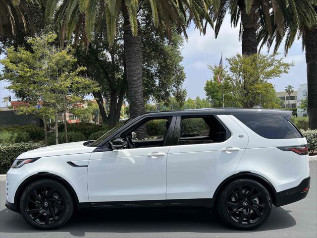 used 2022 Land Rover Discovery car, priced at $28,990