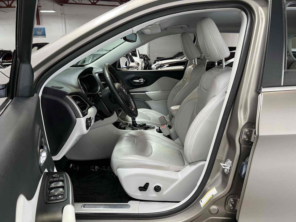used 2019 Jeep Cherokee car, priced at $11,900