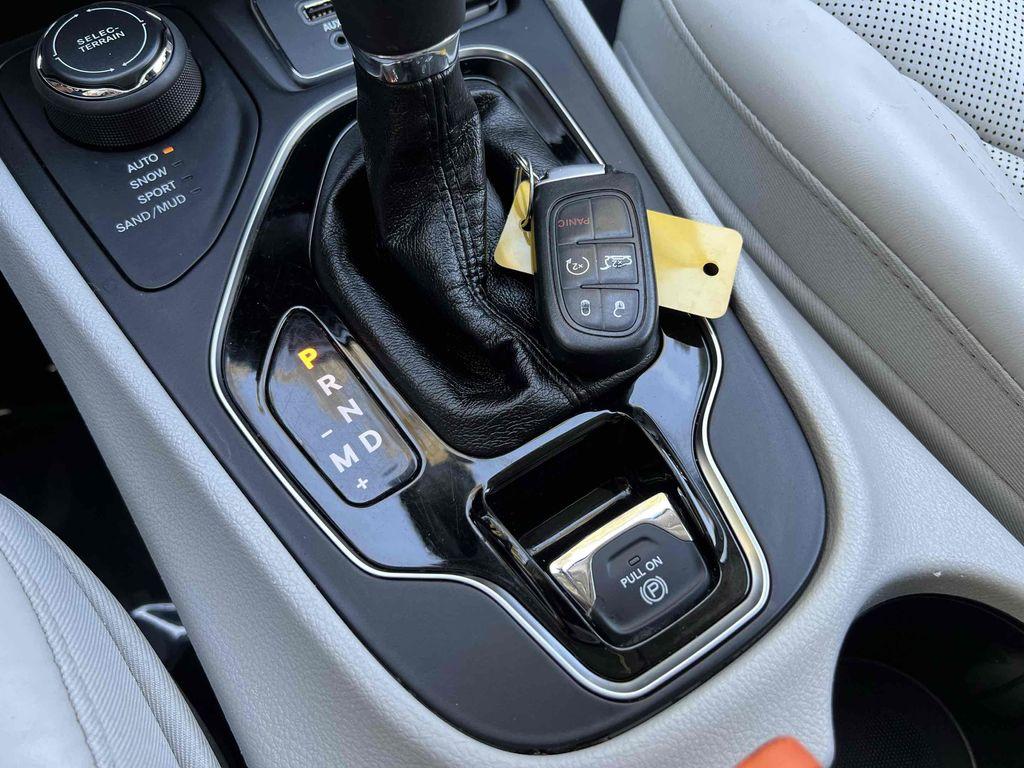 used 2019 Jeep Cherokee car, priced at $11,900