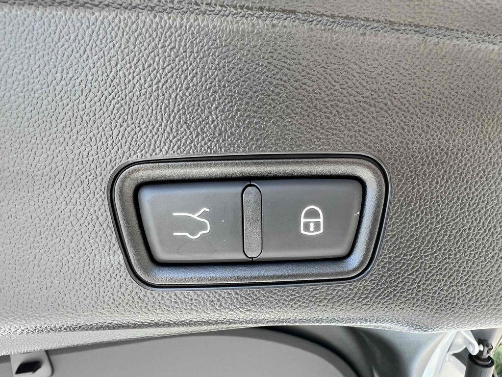 used 2023 Maserati Grecale car, priced at $49,500