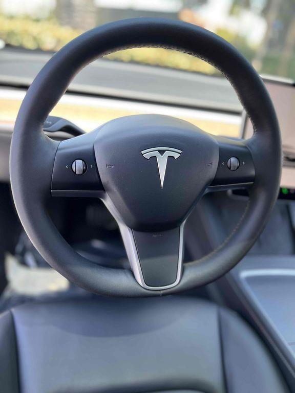 used 2022 Tesla Model 3 car, priced at $27,999