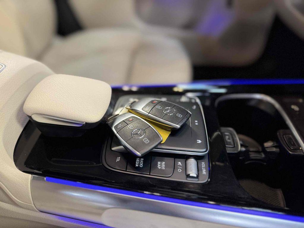 used 2021 Mercedes-Benz GLB 250 car, priced at $19,500