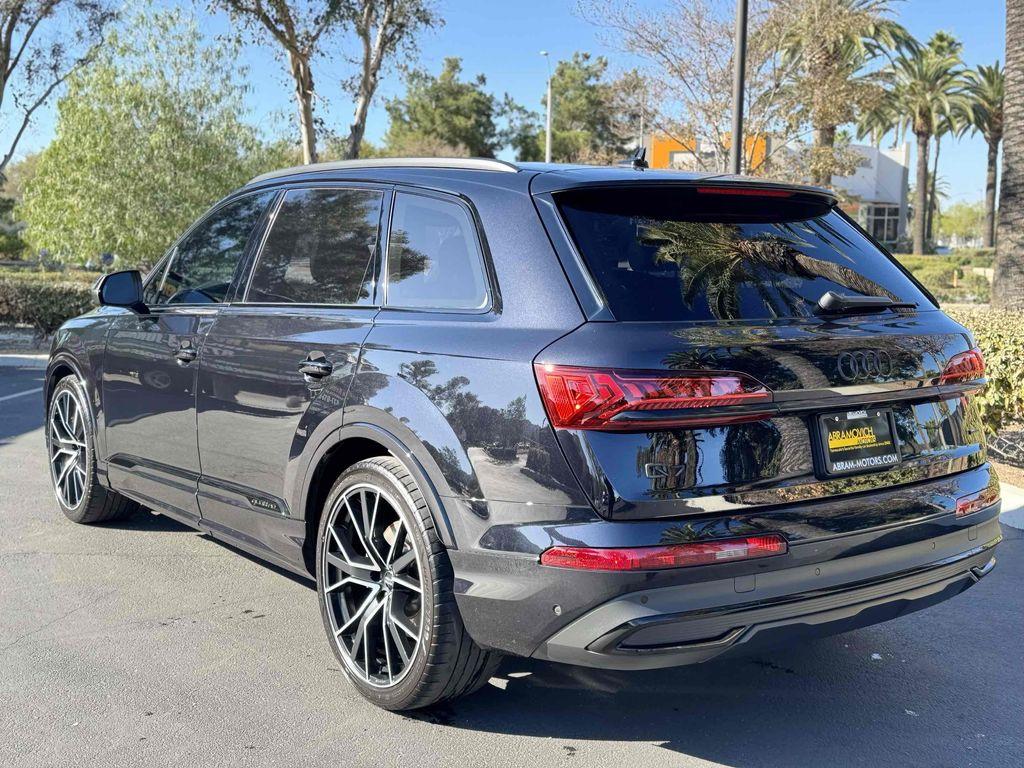 used 2021 Audi Q7 car, priced at $28,900
