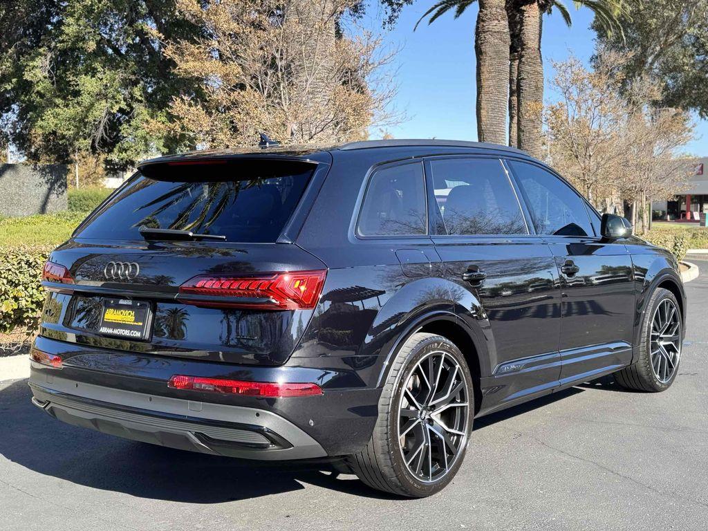 used 2021 Audi Q7 car, priced at $28,900