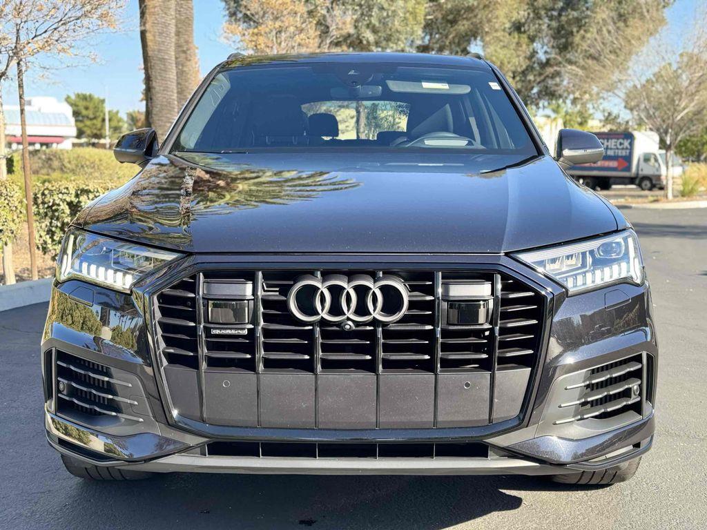 used 2021 Audi Q7 car, priced at $28,900