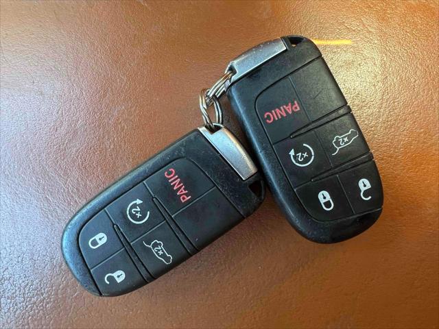used 2015 Jeep Grand Cherokee car, priced at $26,500