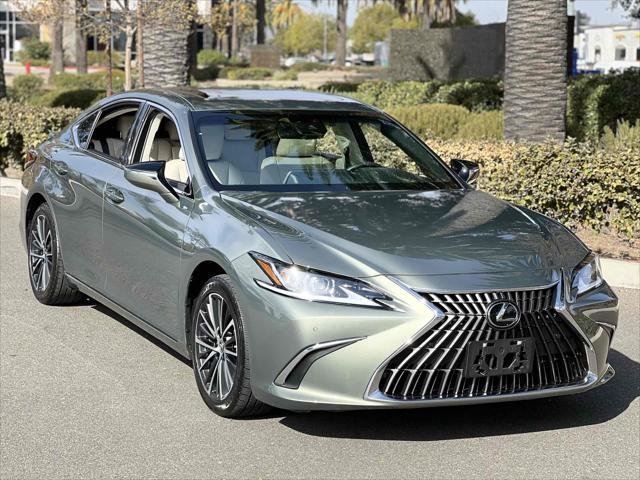 used 2023 Lexus ES 300h car, priced at $34,900