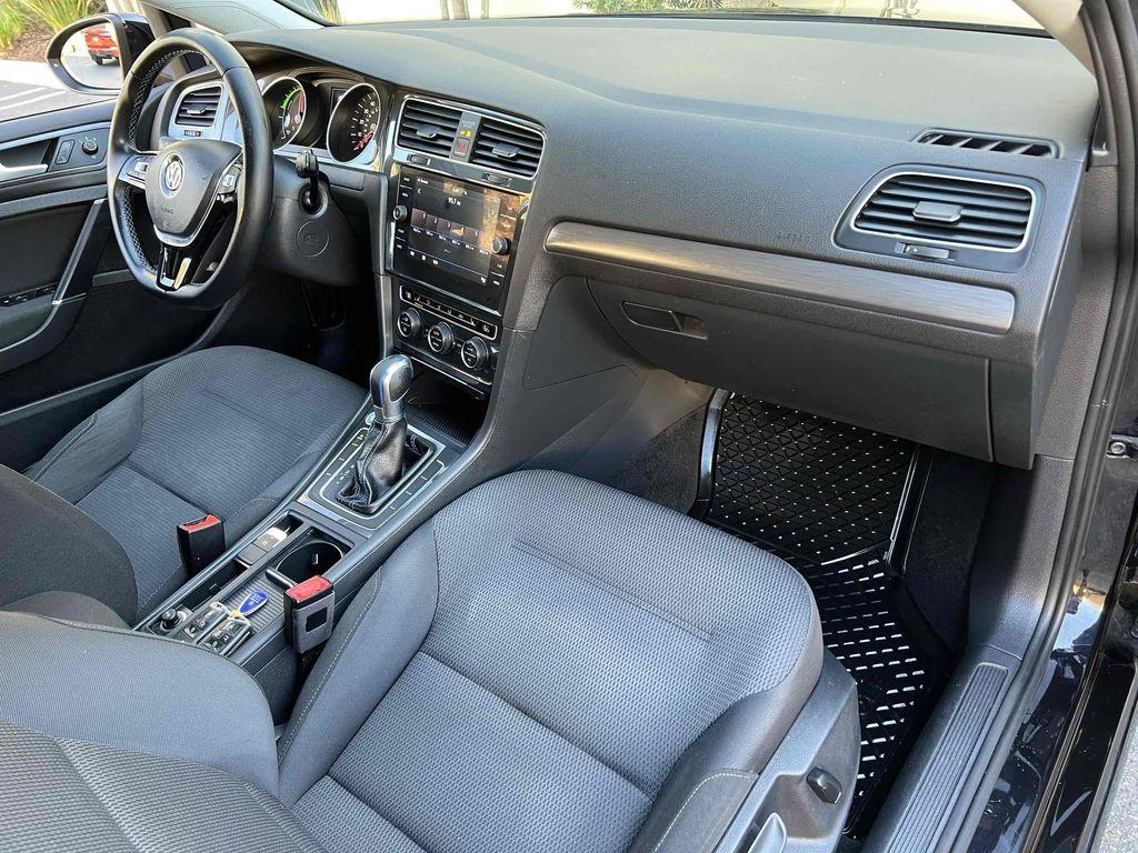 used 2018 Volkswagen e-Golf car, priced at $9,500