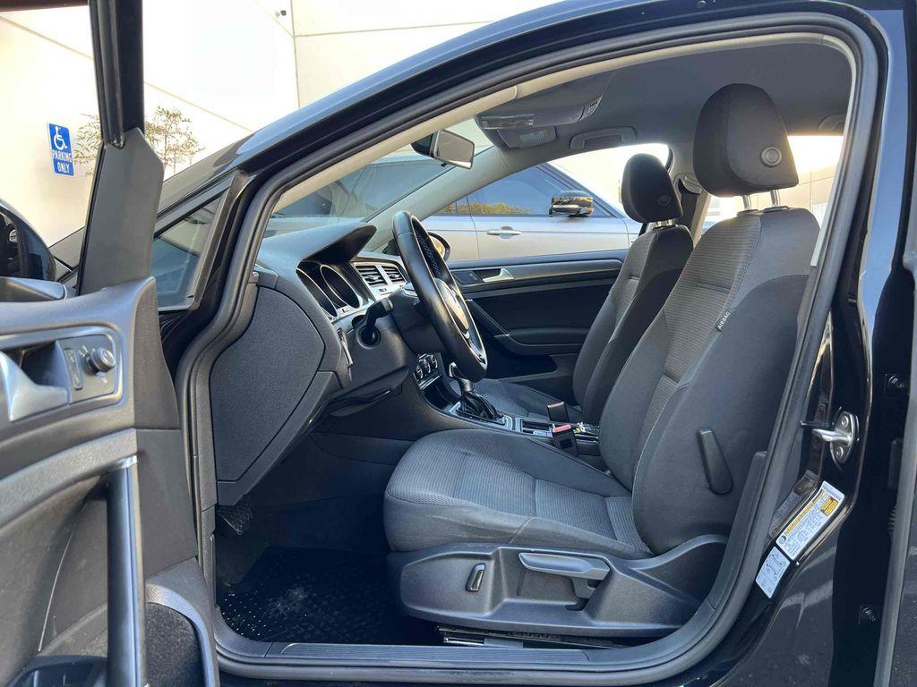 used 2018 Volkswagen e-Golf car, priced at $9,500