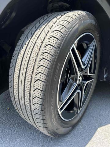 used 2020 Mercedes-Benz GLB 250 car, priced at $19,990