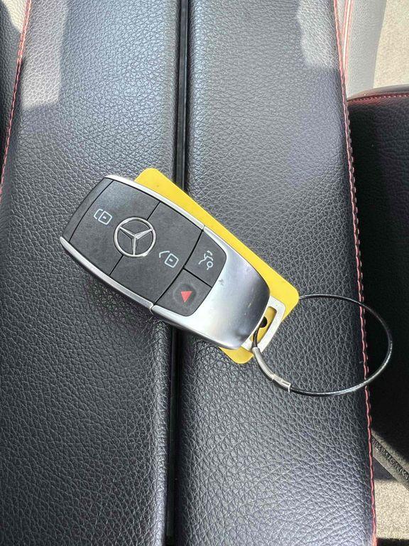 used 2020 Mercedes-Benz GLB 250 car, priced at $18,590