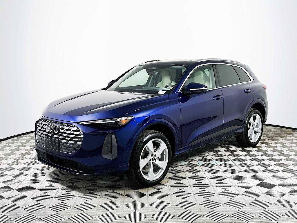 new 2025 Audi Q5 car, priced at $61,890