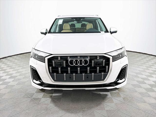 new 2025 Audi Q7 car, priced at $65,270