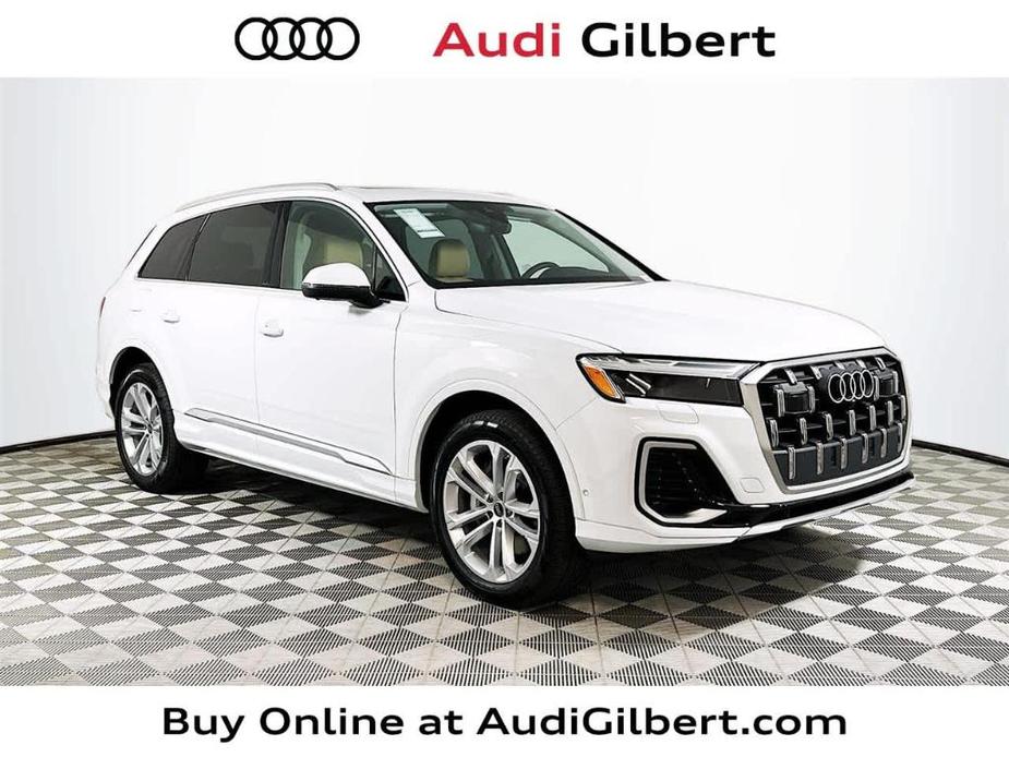 new 2025 Audi Q7 car, priced at $65,270