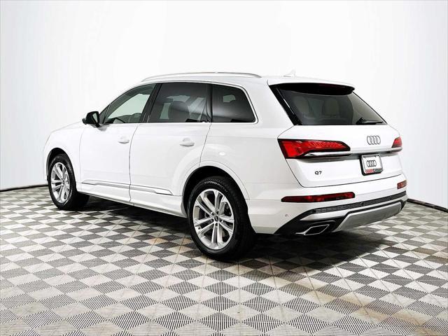 new 2025 Audi Q7 car, priced at $65,270