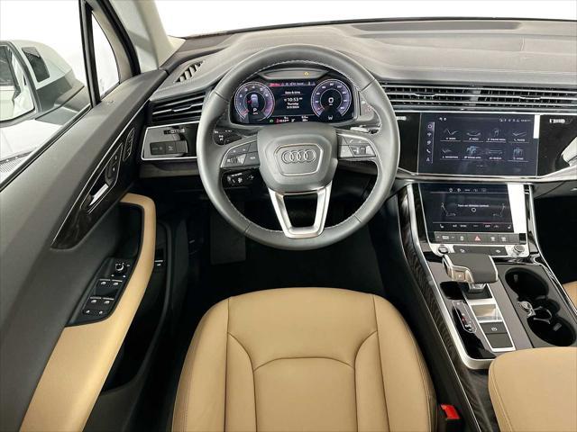 new 2025 Audi Q7 car, priced at $65,270