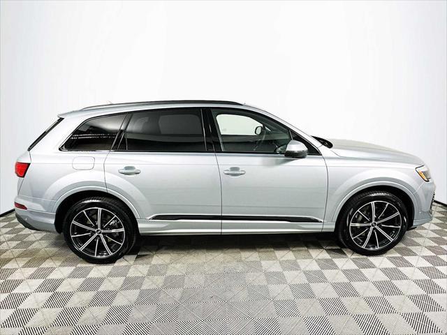 new 2025 Audi Q7 car, priced at $71,720