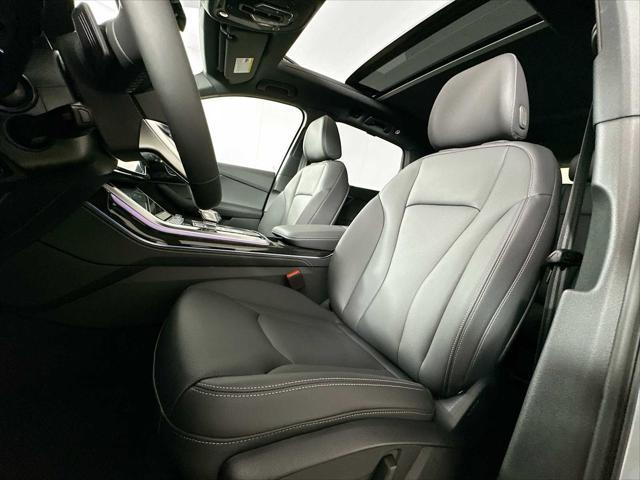 new 2025 Audi Q7 car, priced at $71,720