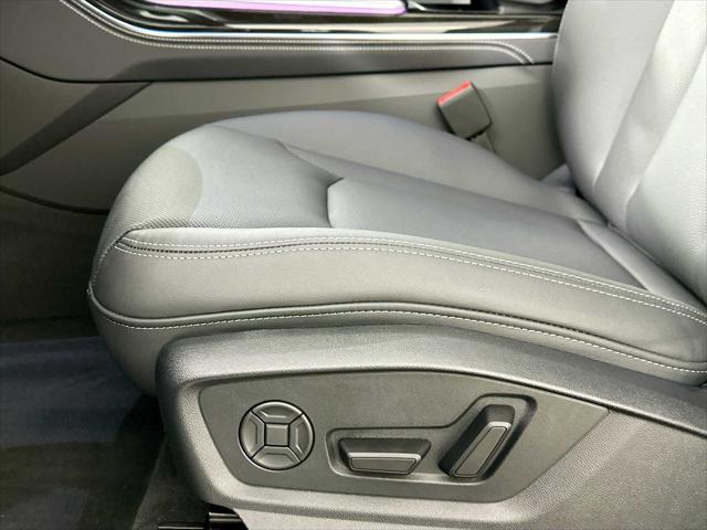 new 2025 Audi Q8 car, priced at $86,325
