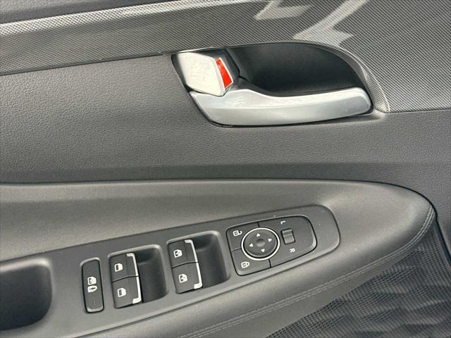 used 2022 Hyundai Santa Fe car, priced at $26,900