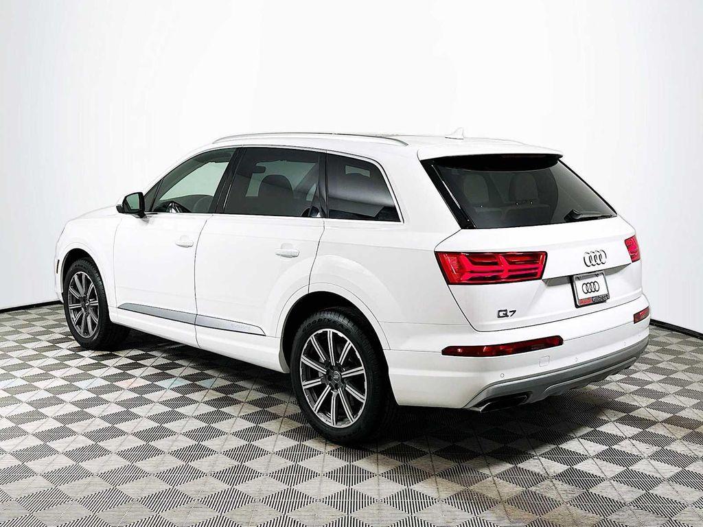 used 2019 Audi Q7 car, priced at $24,900