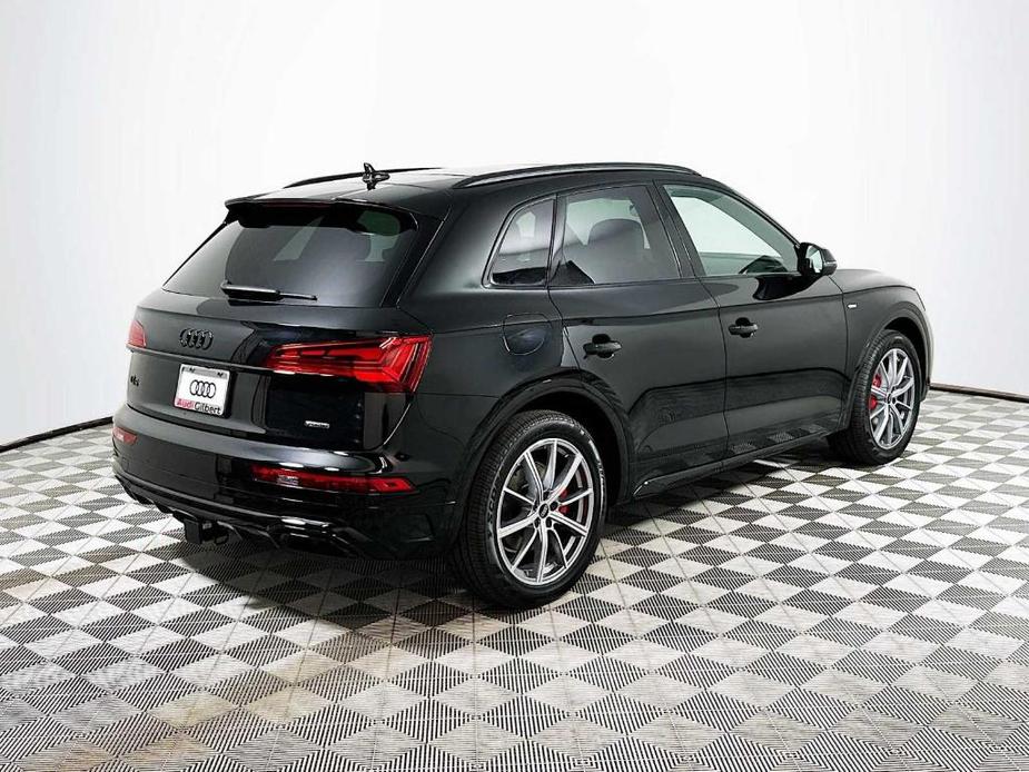 new 2024 Audi Q5 car, priced at $70,100