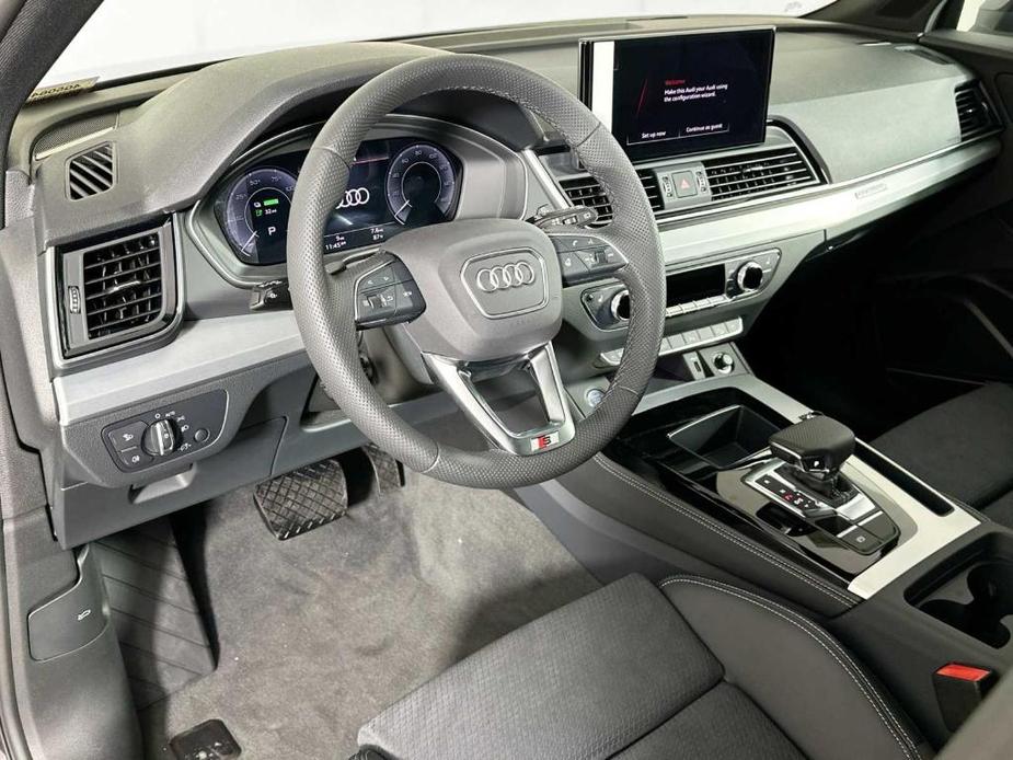 new 2024 Audi Q5 car, priced at $70,100