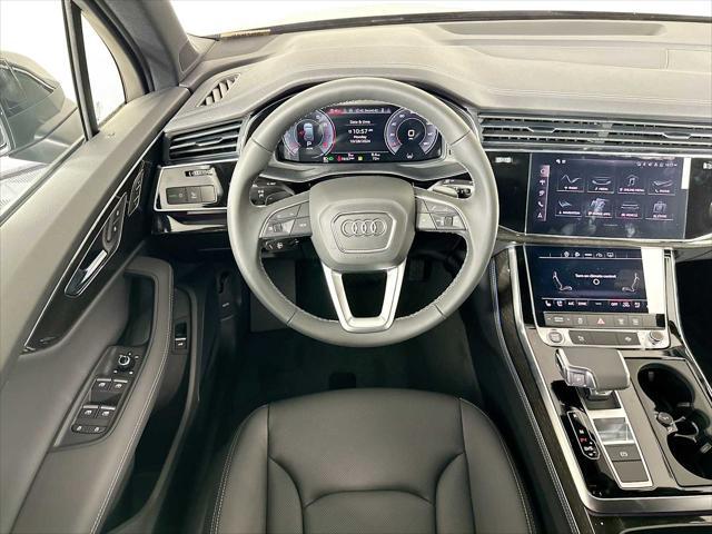 new 2025 Audi Q7 car, priced at $75,510