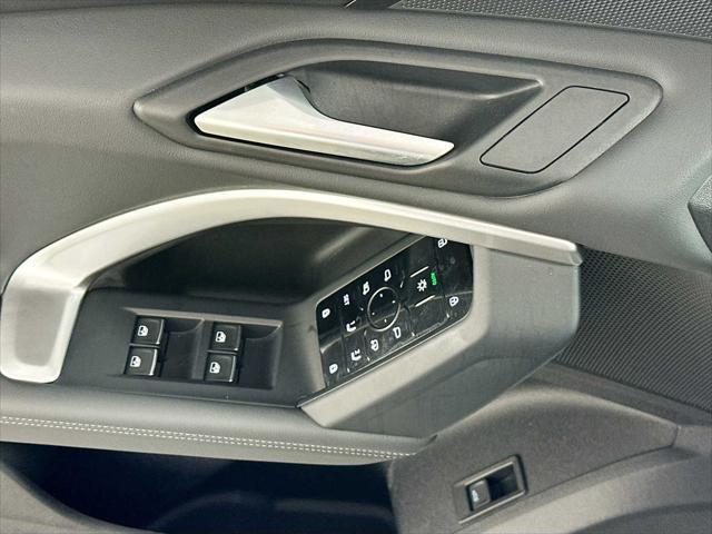 new 2025 Audi Q5 car, priced at $57,760