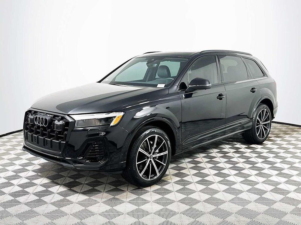 used 2025 Audi Q7 car, priced at $59,900