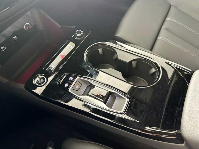 new 2025 Audi Q6 e-tron car, priced at $75,090
