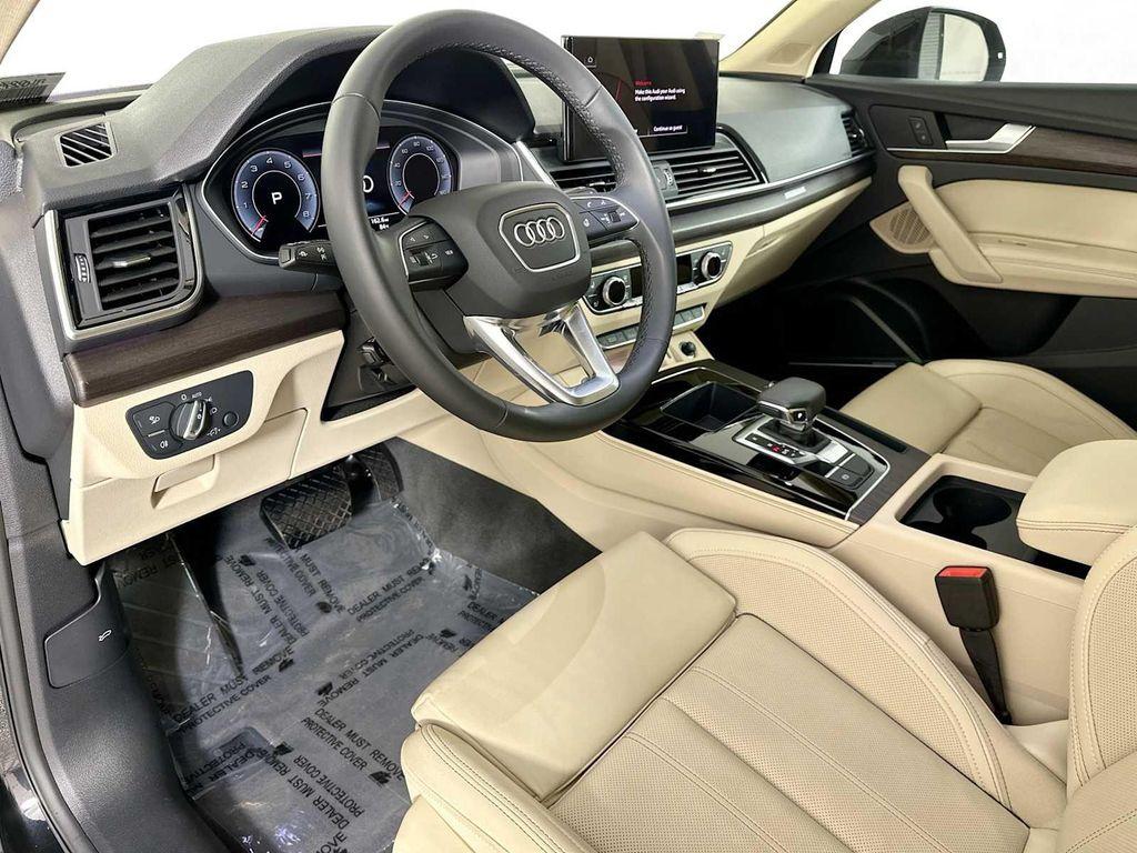 used 2025 Audi Q5 car, priced at $50,900